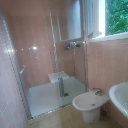 Petite Maison Independante Avec Terrasse Privee *